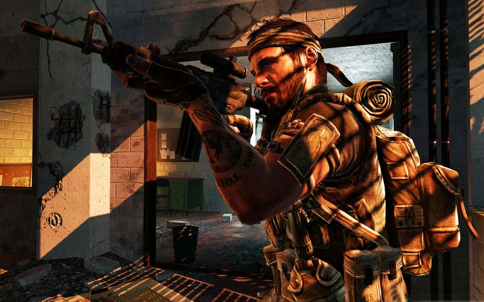 Frank Woods, rifle, doorway, HD Desktop Wallpaper