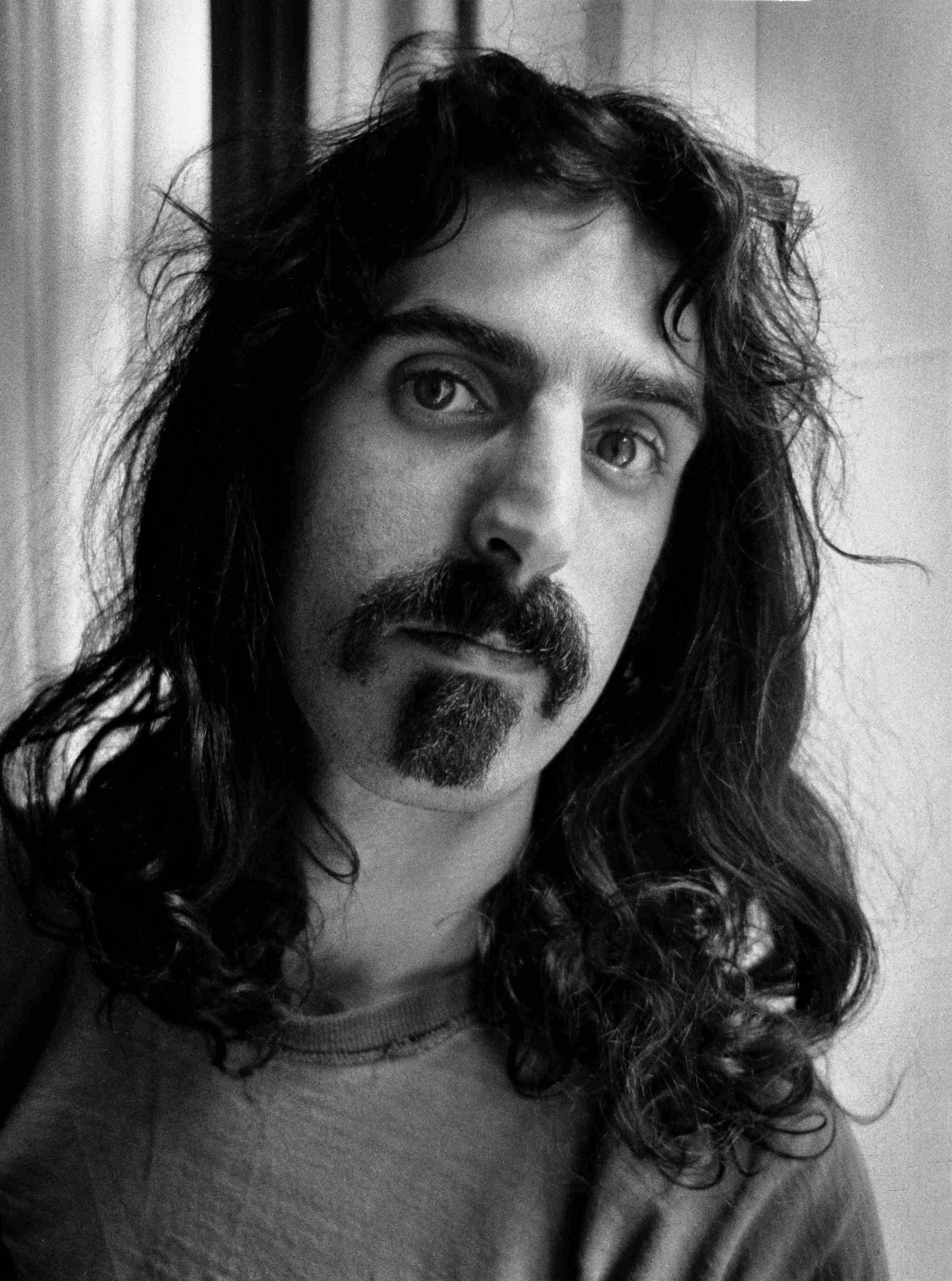 Frank Zappa, long wavy hair, goatee, 2K Phone Wallpaper