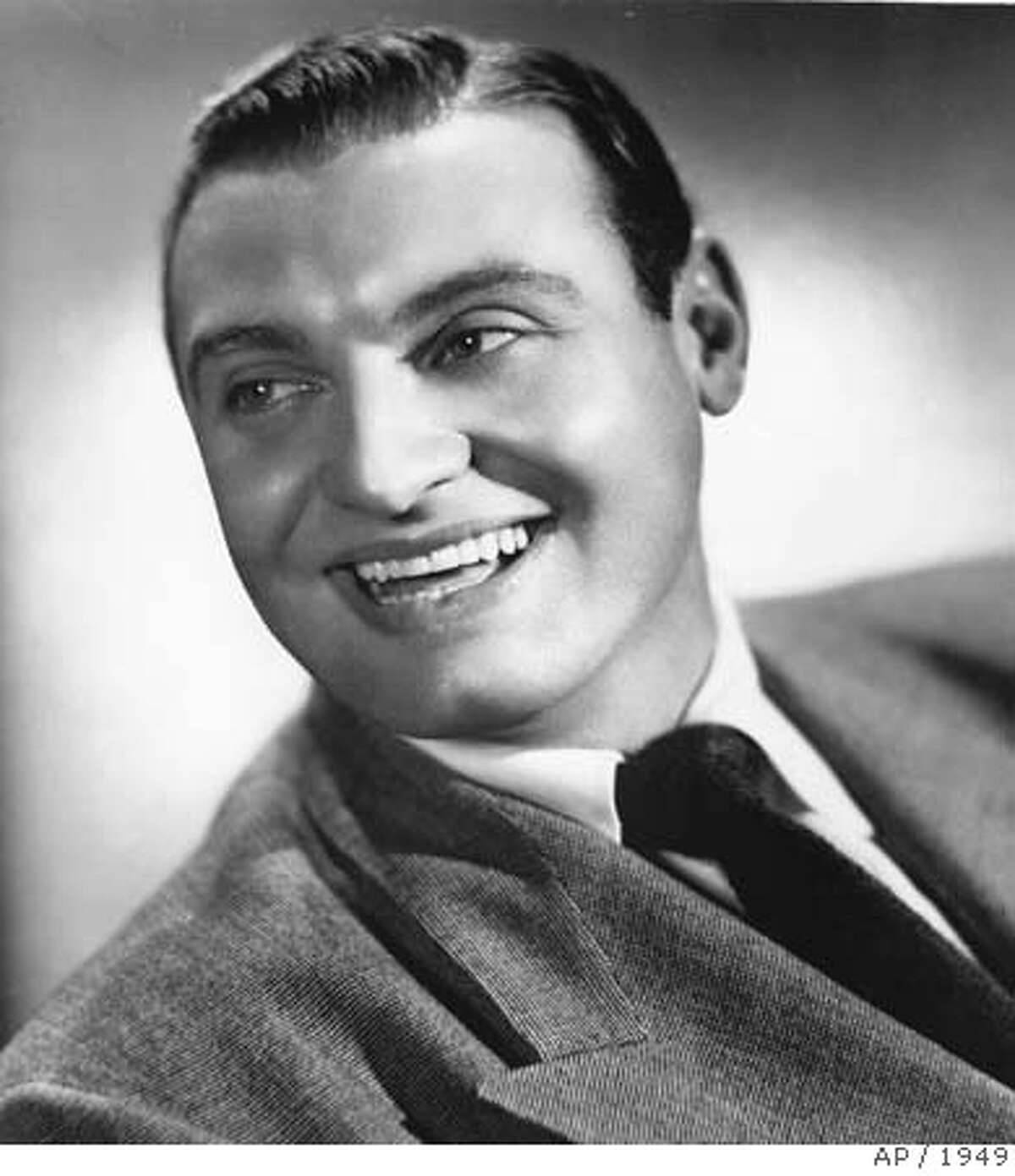 Frankie Laine, American singer and actor, suit and tie, HD Phone Wallpaper