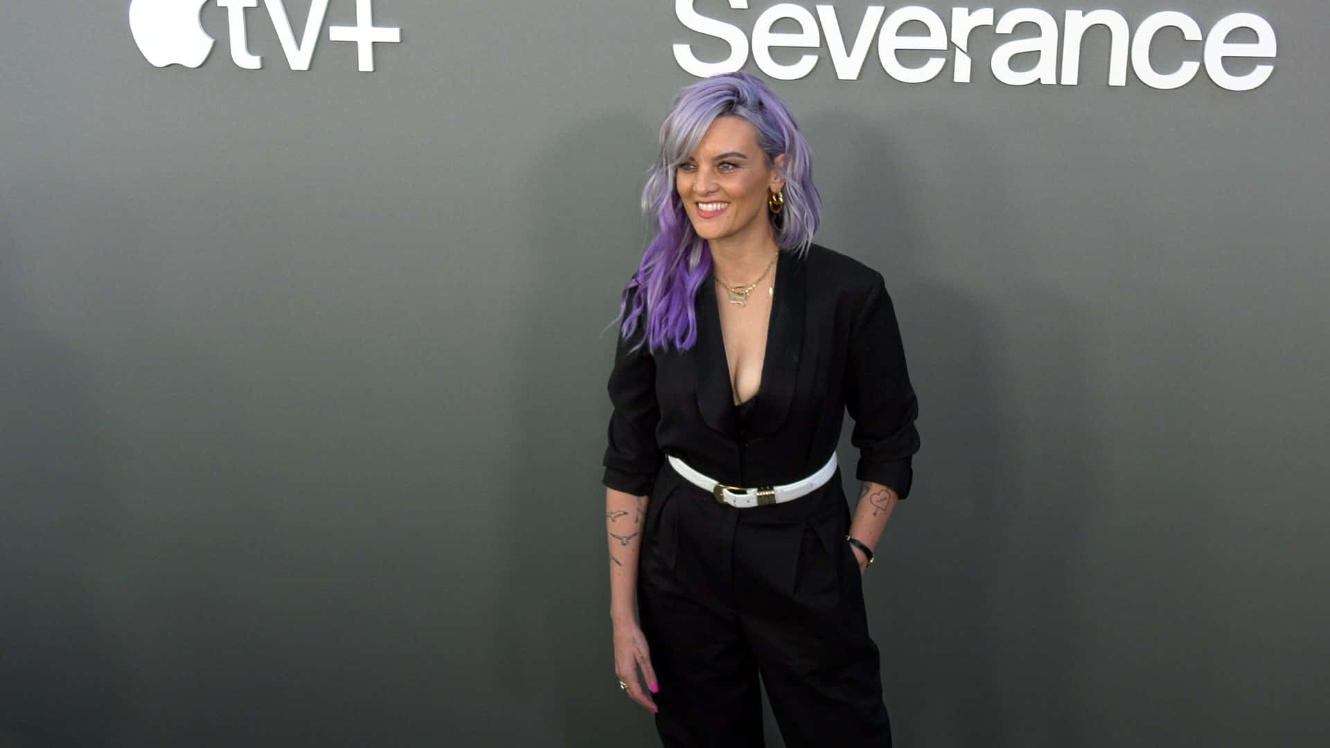 Frankie Shaw, vibrant purple hair, black blazer, Full HD Desktop Wallpaper