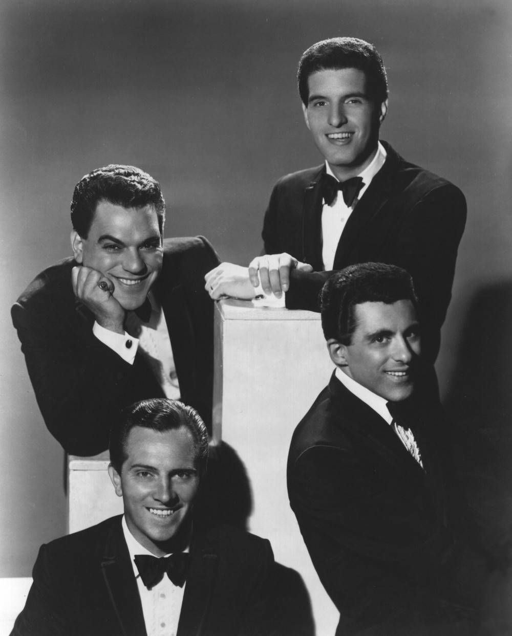 Frankie Valli And The Four Seasons, tuxedos, black-and-white portrait, SD Phone Wallpaper