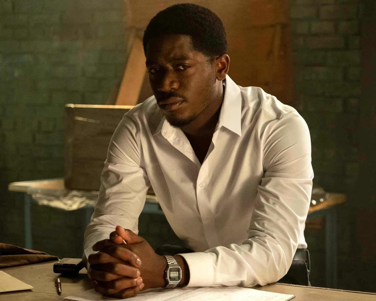 Franklin Saint, white shirt, desk, HD Desktop Wallpaper