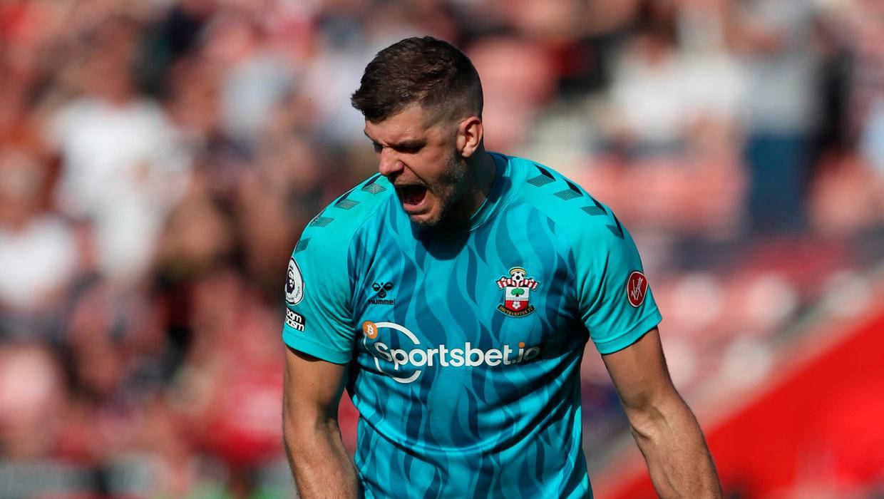 Fraser Forster, teal jersey, red stadium seats, SD Desktop Wallpaper