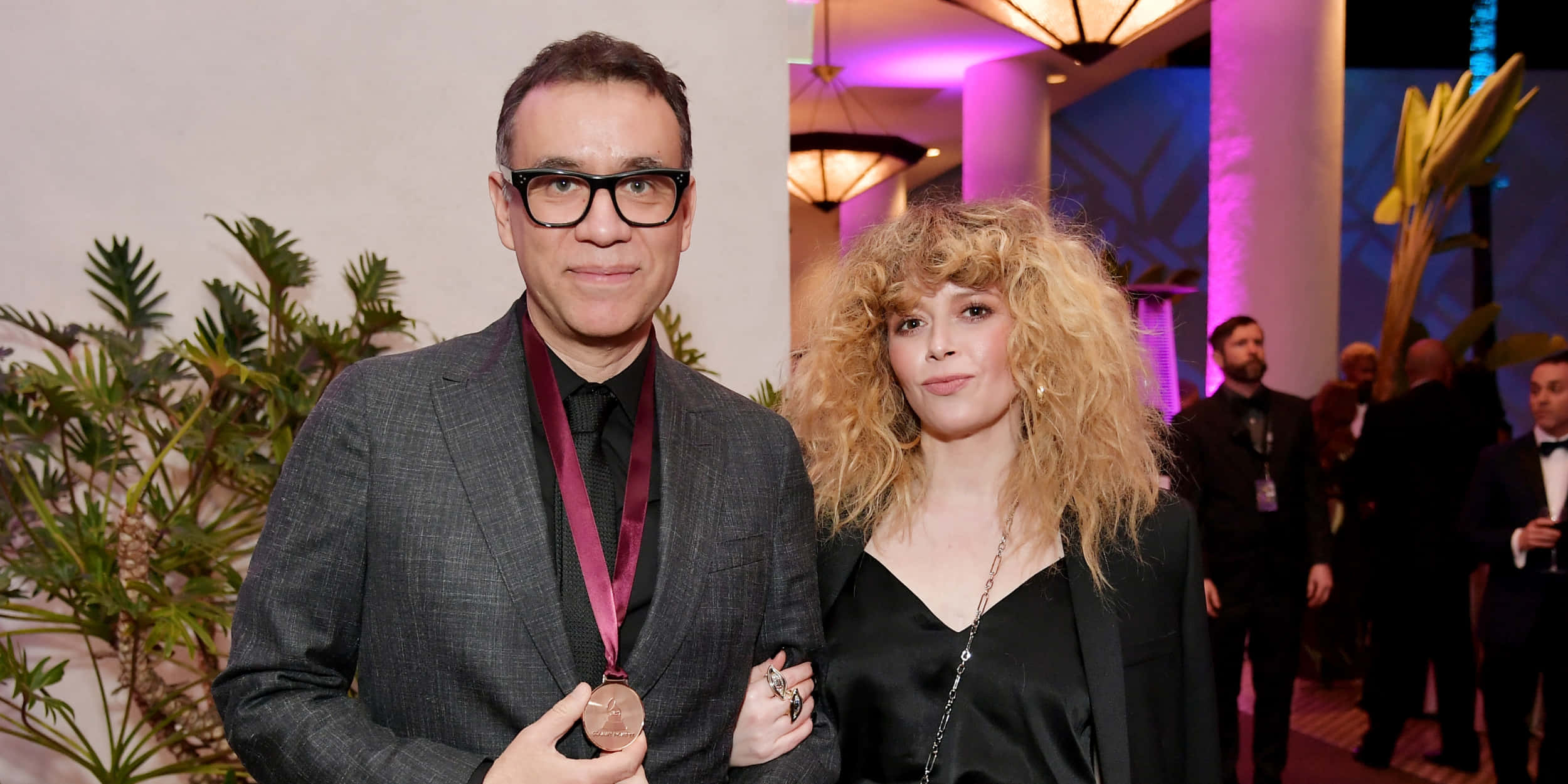 Fred Armisen, gray suit, glasses, Full HD Desktop Wallpaper