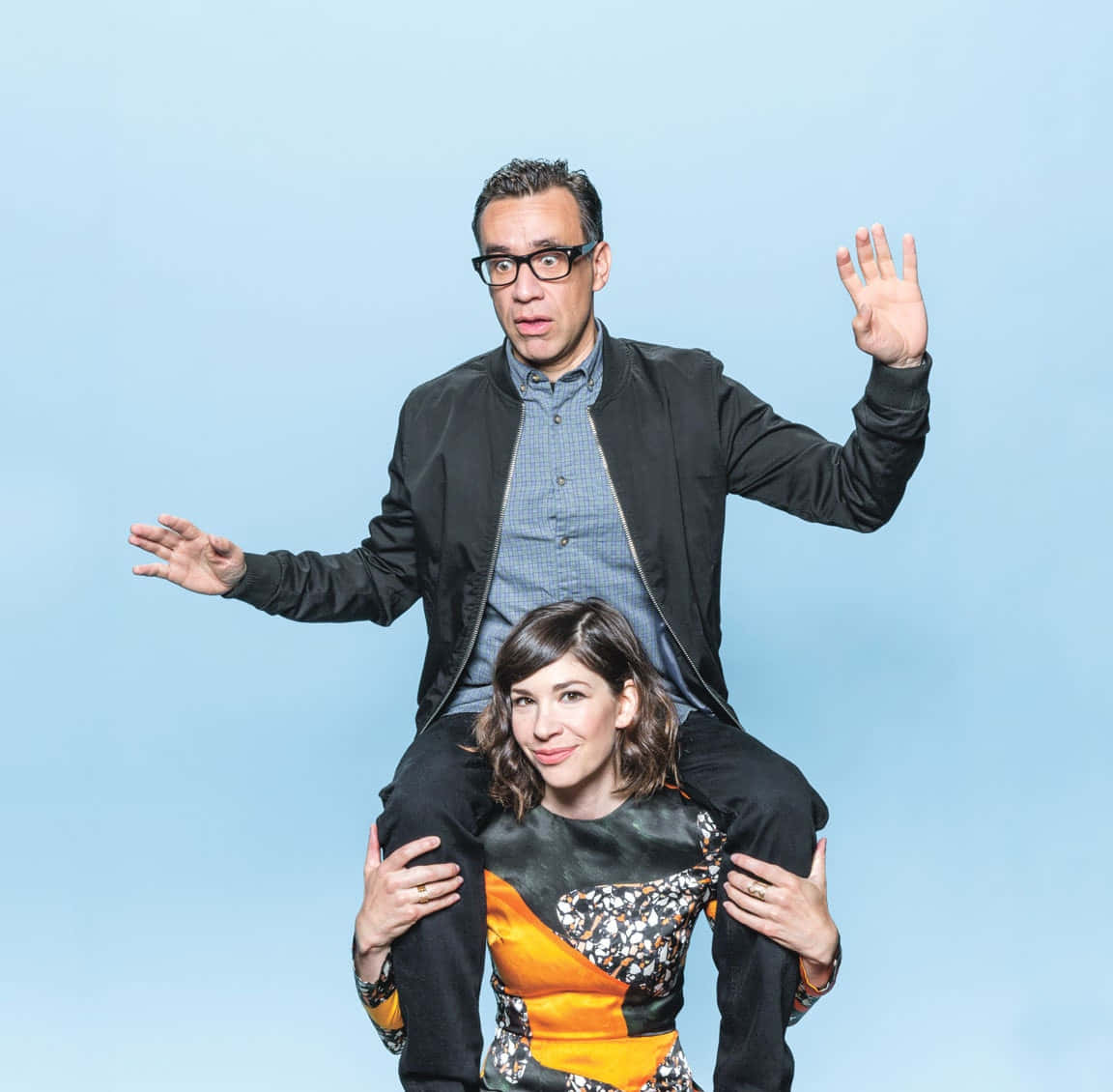 Fred Armisen, glasses, black jacket, SD Desktop Wallpaper