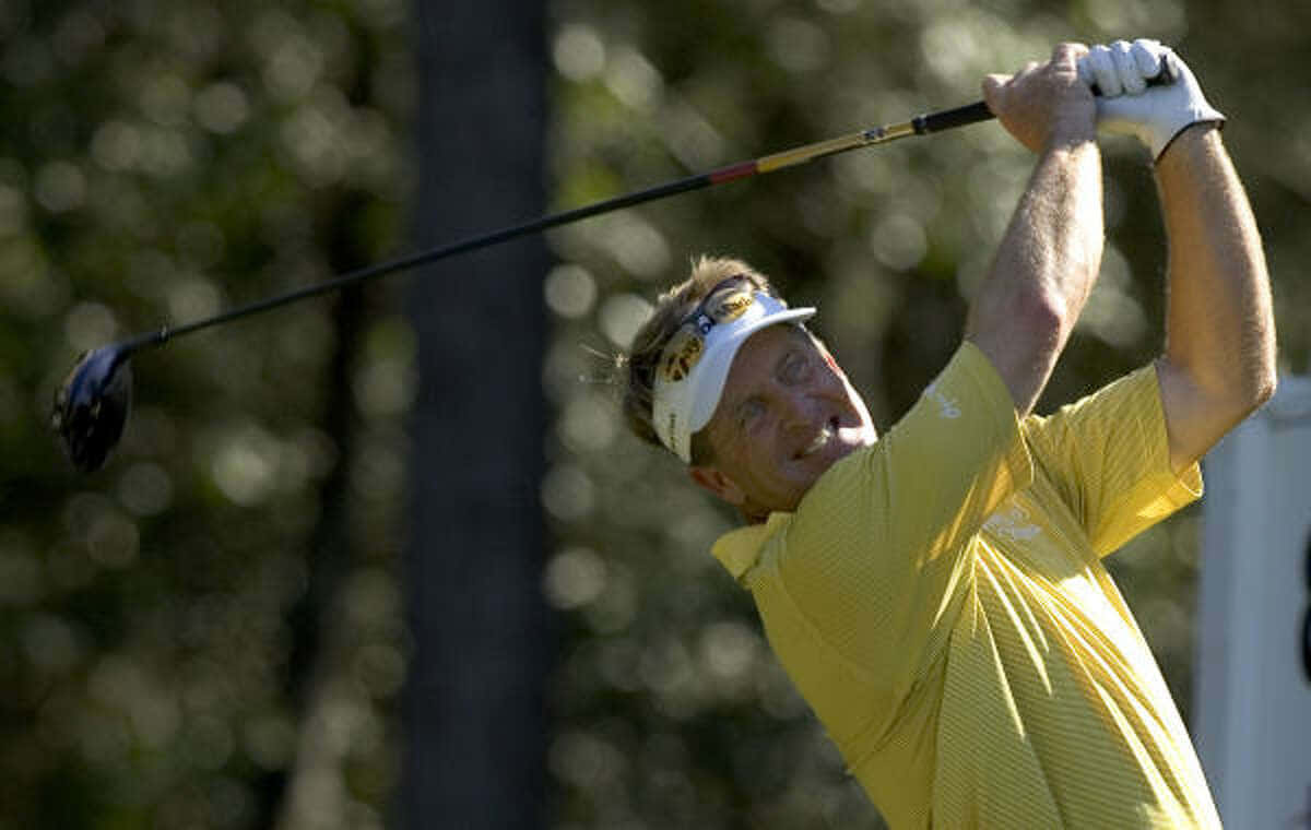 Fred Funk, yellow shirt, golfer, SD Desktop Wallpaper