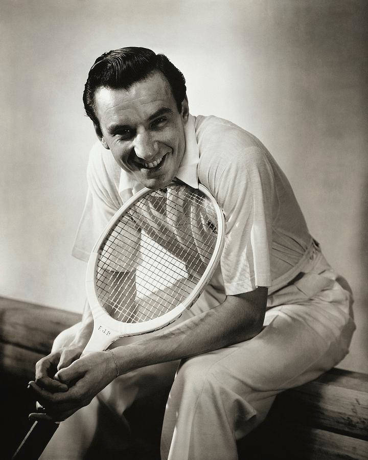 Fred Perry, vintage tennis attire, racket, SD Phone Wallpaper