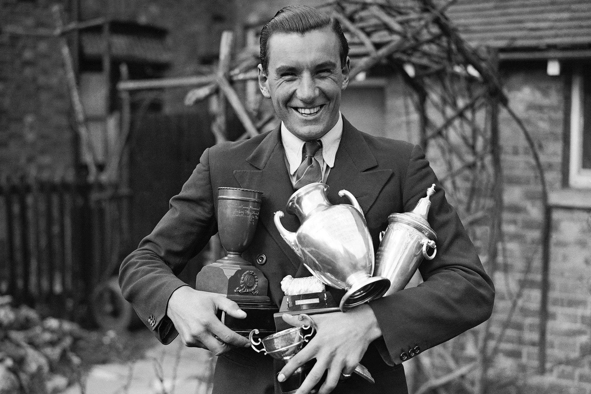Fred Perry, profusion of trophies, suit, Full HD Desktop Wallpaper