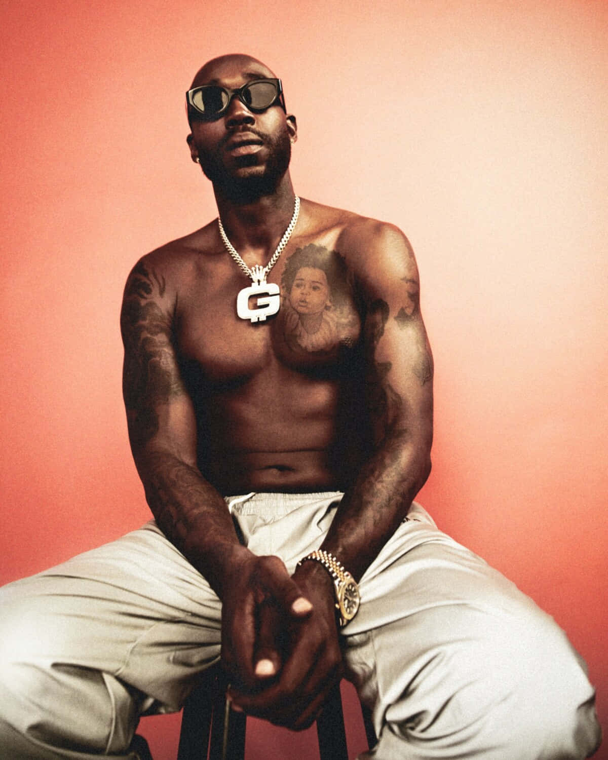 Freddie Gibbs, tattoos, stool, HD Phone Wallpaper