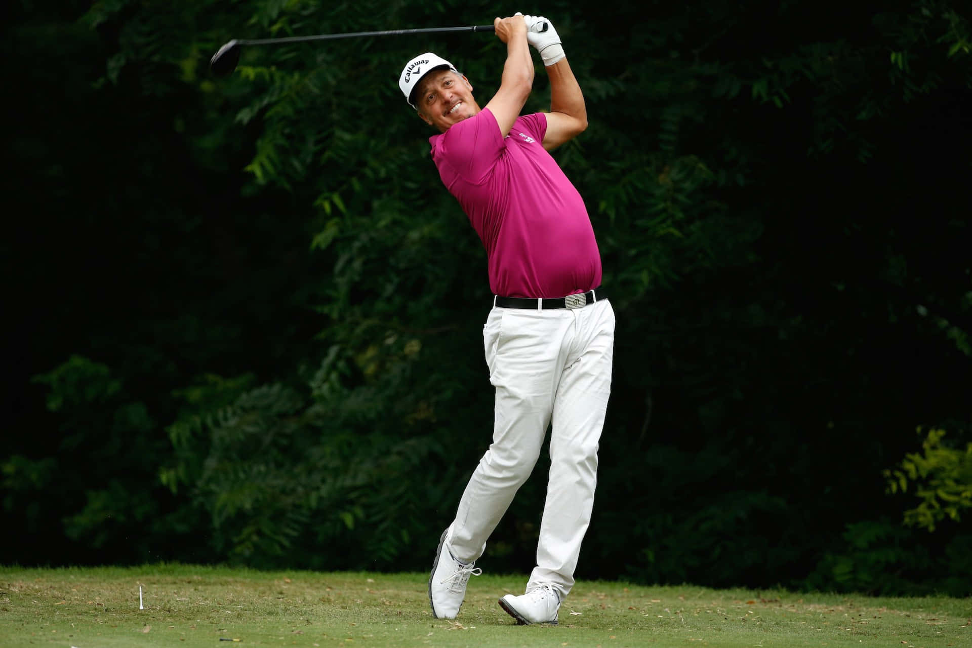 Freddie Jacobson, magenta shirt, white pants, Full HD Desktop Wallpaper