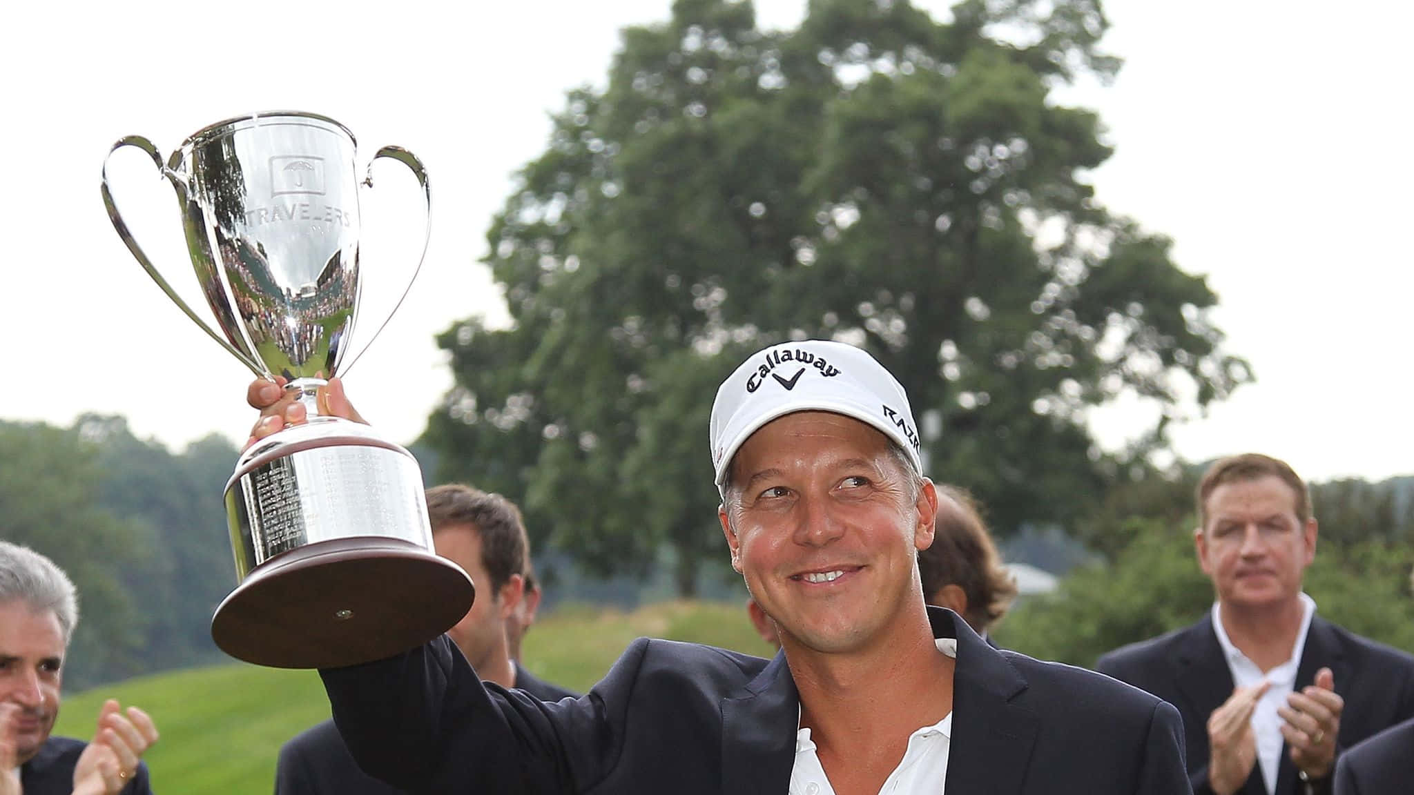 Freddie Jacobson, silver trophy, outdoors, Full HD Desktop Wallpaper