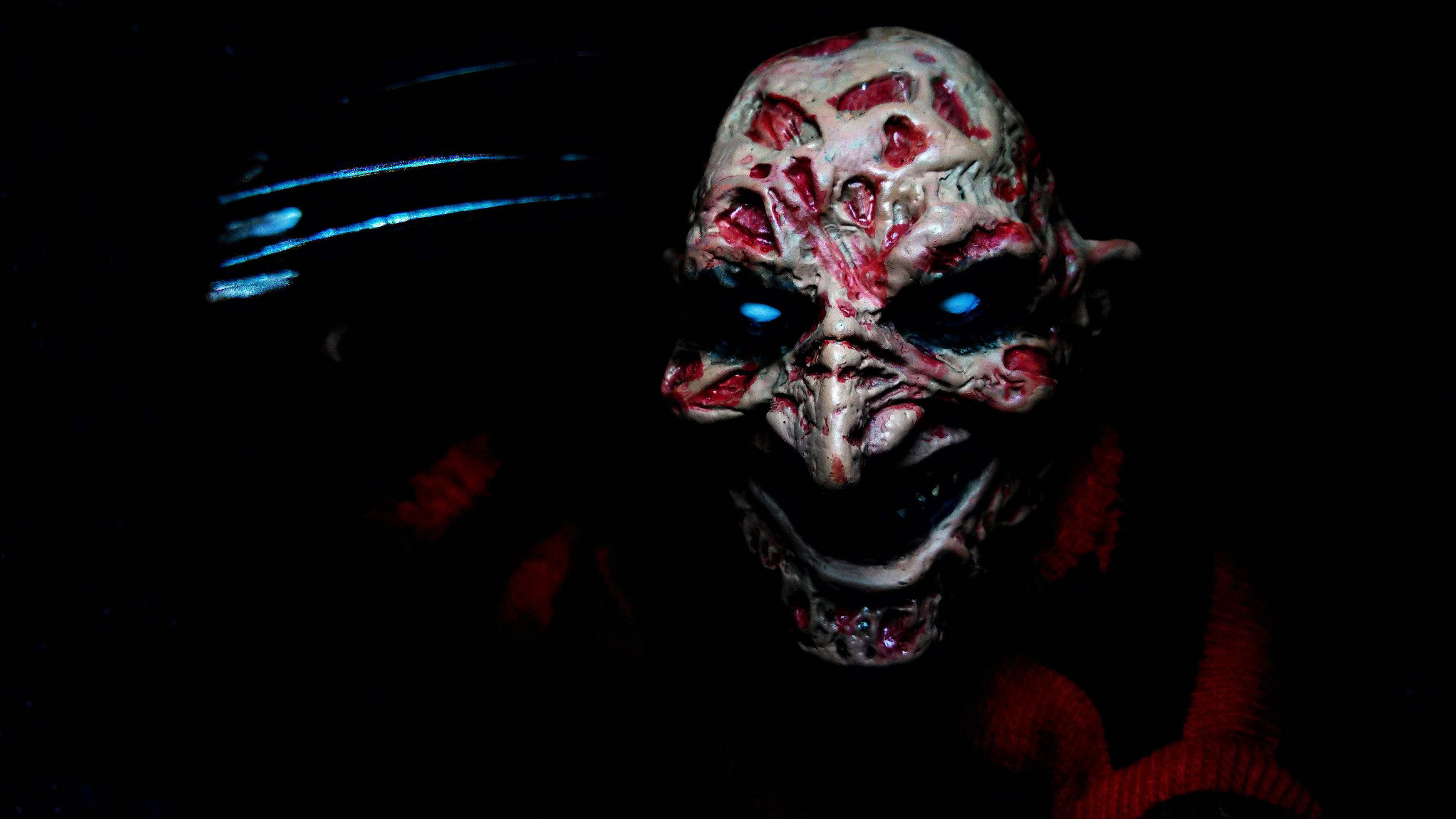 Freddy Krueger, glowing blue eyes, bloody wounds, 2K Desktop Wallpaper