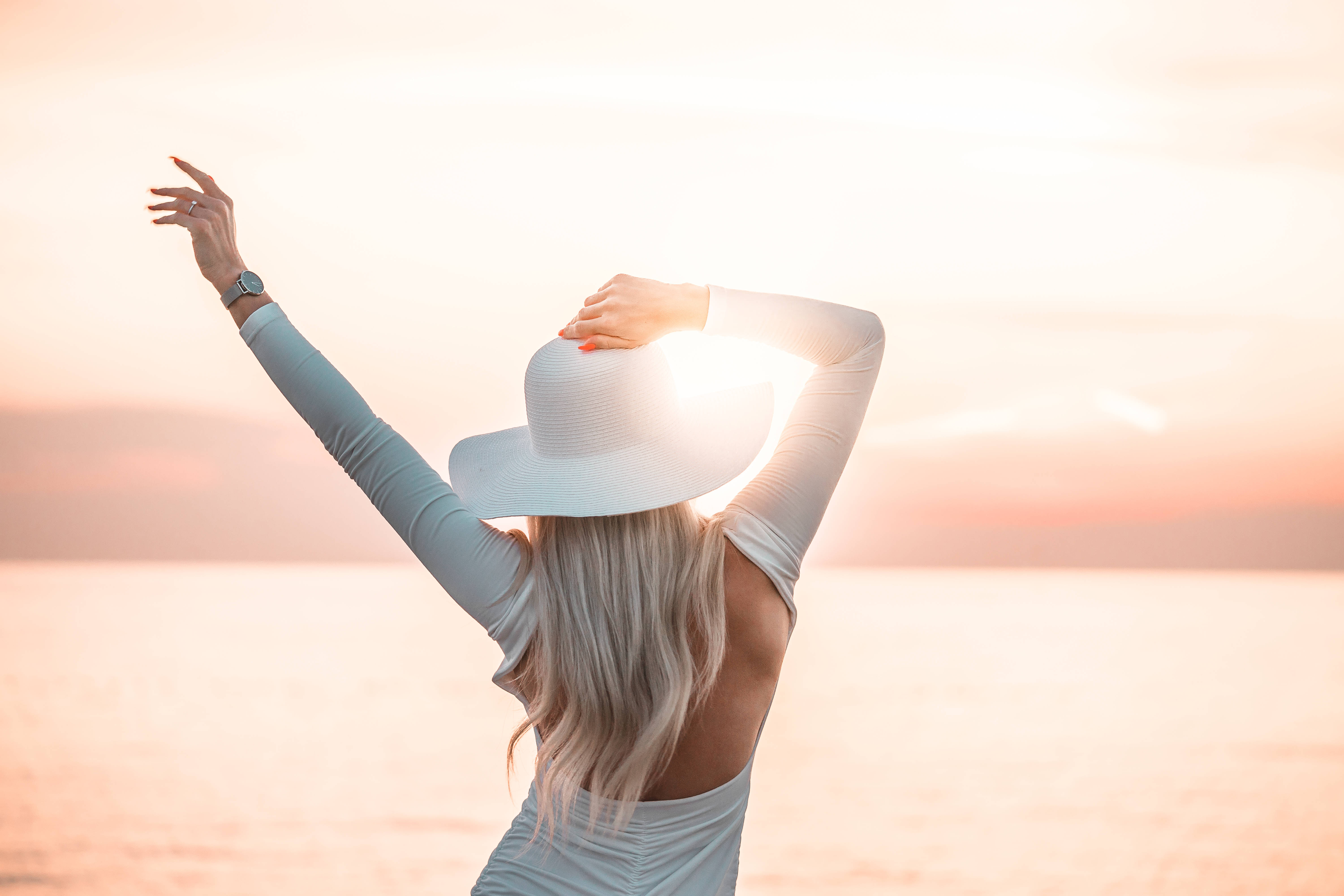 woman, white hat, sunset, 5K Desktop Wallpaper