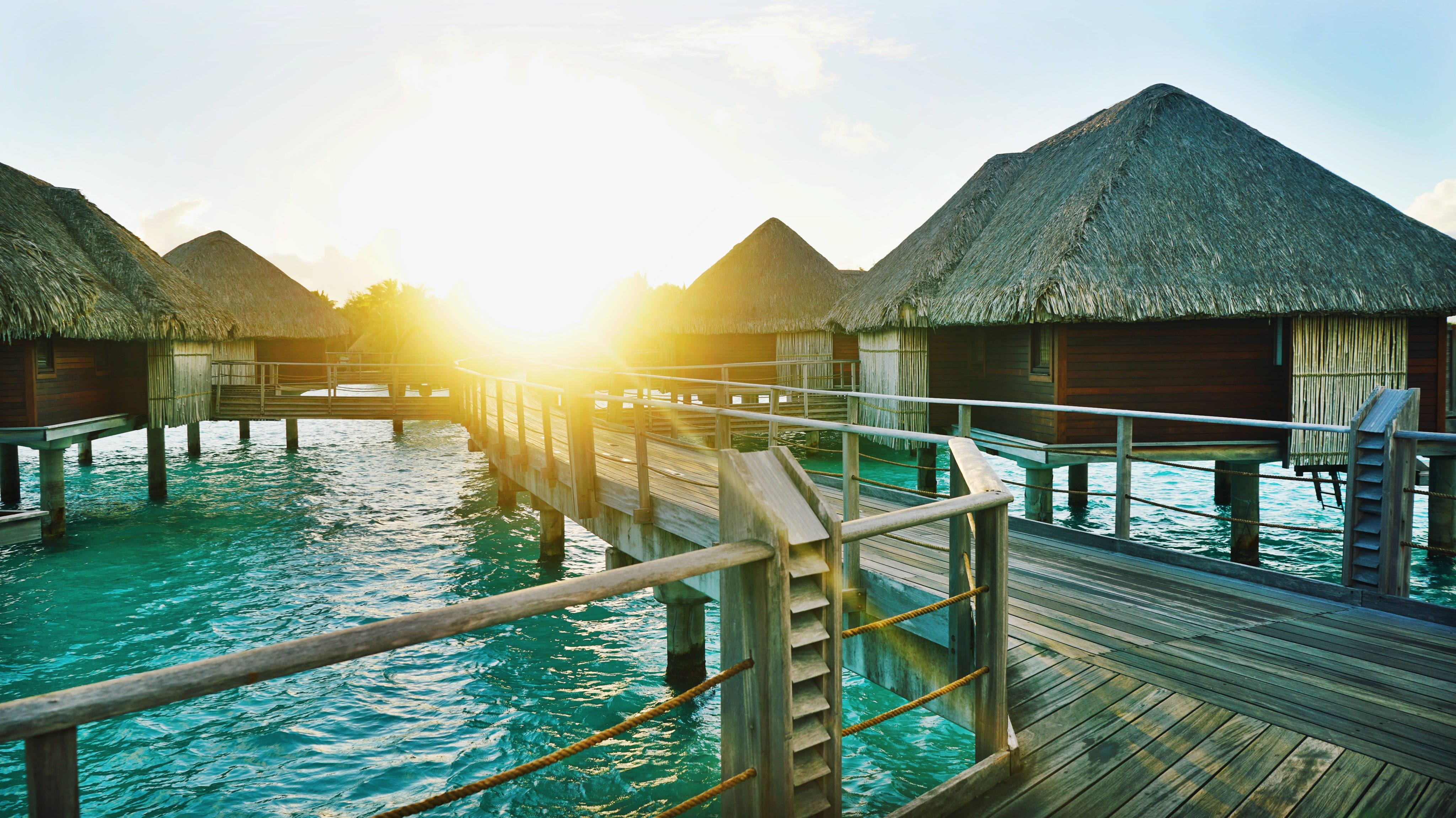 French Polynesia, overwater bungalows, thatched roofs, 4K Desktop Wallpaper