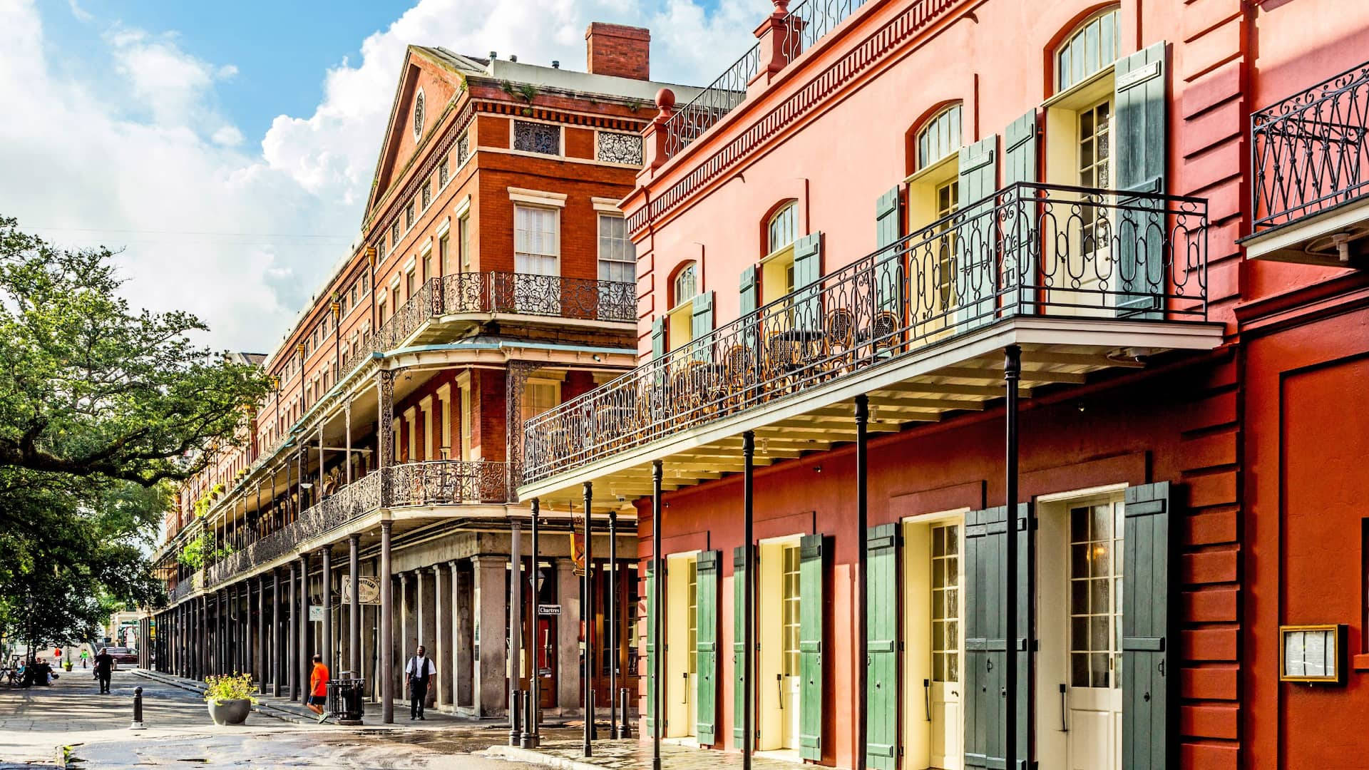 French Quarter, pastel colors, red brick buildings, Full HD Desktop Wallpaper
