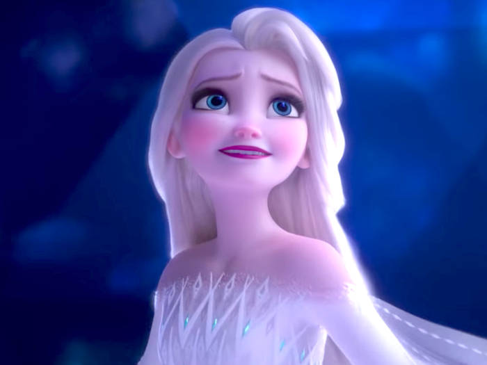 Elsa, Frozen 2, glowing blue icy gown, SD Desktop Wallpaper