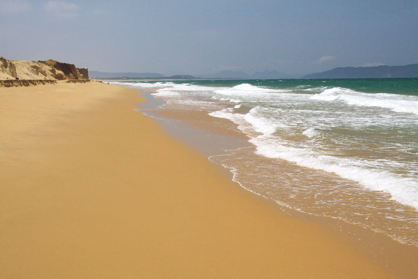 Fukuoka, turquoise ocean, golden sandy beach, HD Desktop Wallpaper