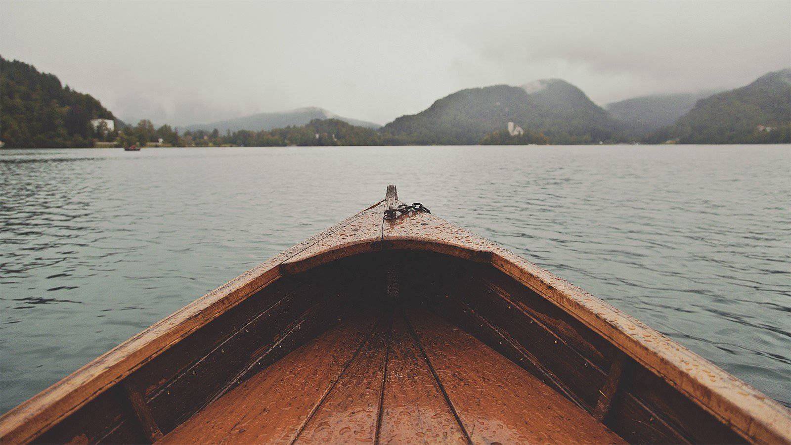 wooden boat, misty lake, forested mountains, HD Desktop Wallpaper