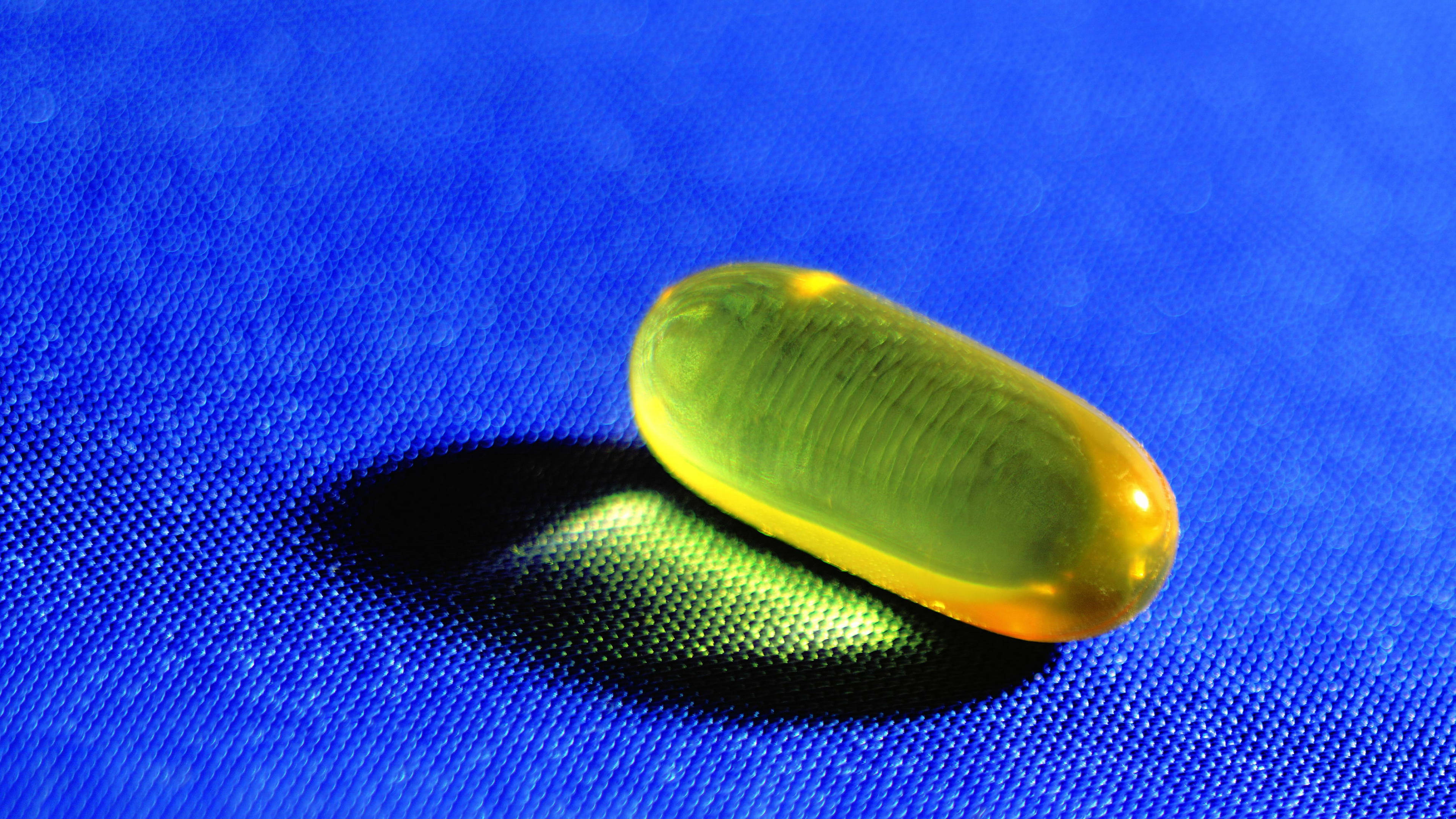 Full HD Tablet, yellow gel, translucent yellow-green gel capsule, 4K Desktop Wallpaper