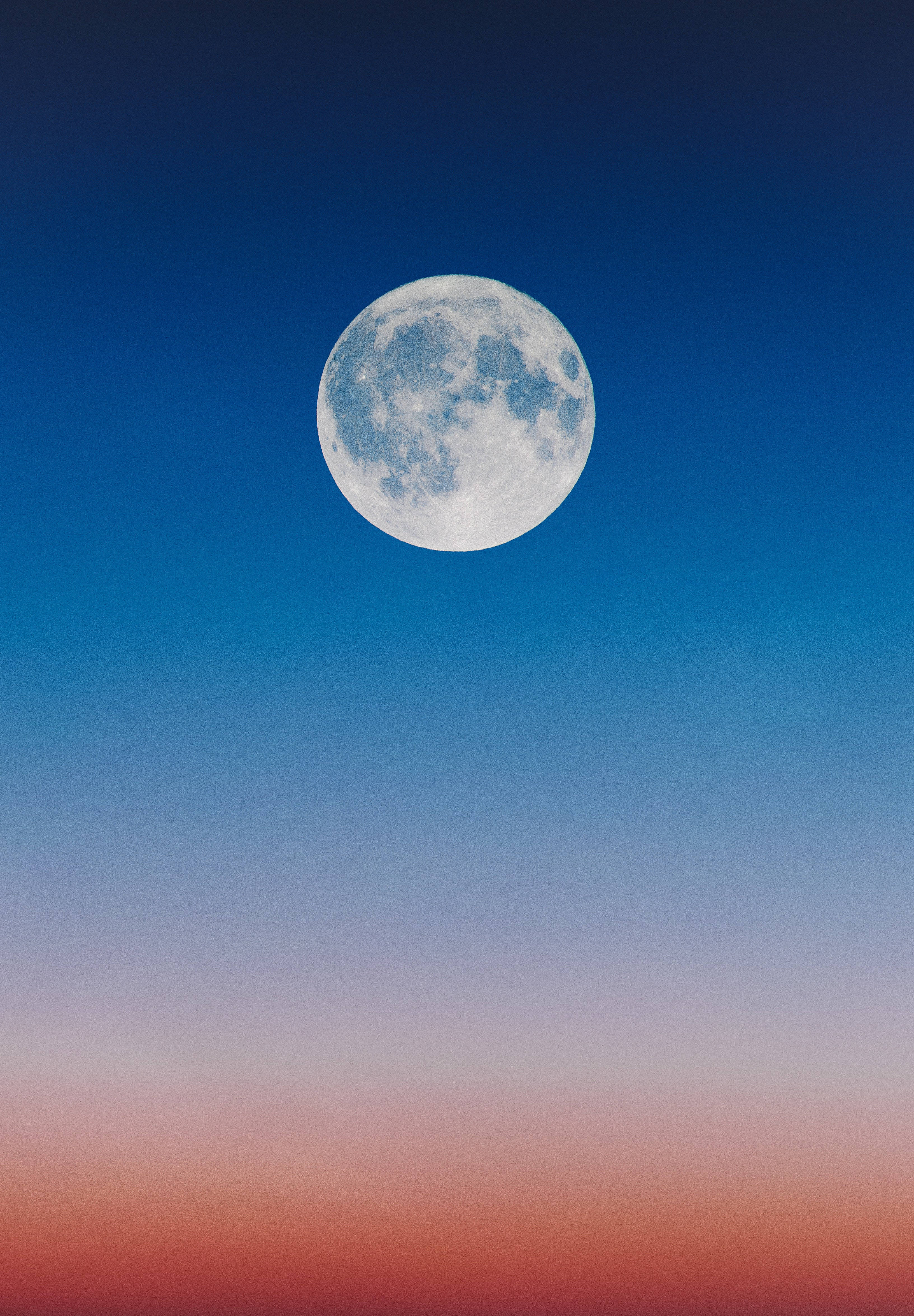 full moon, gradient sky, deep blue, 4K Phone Wallpaper