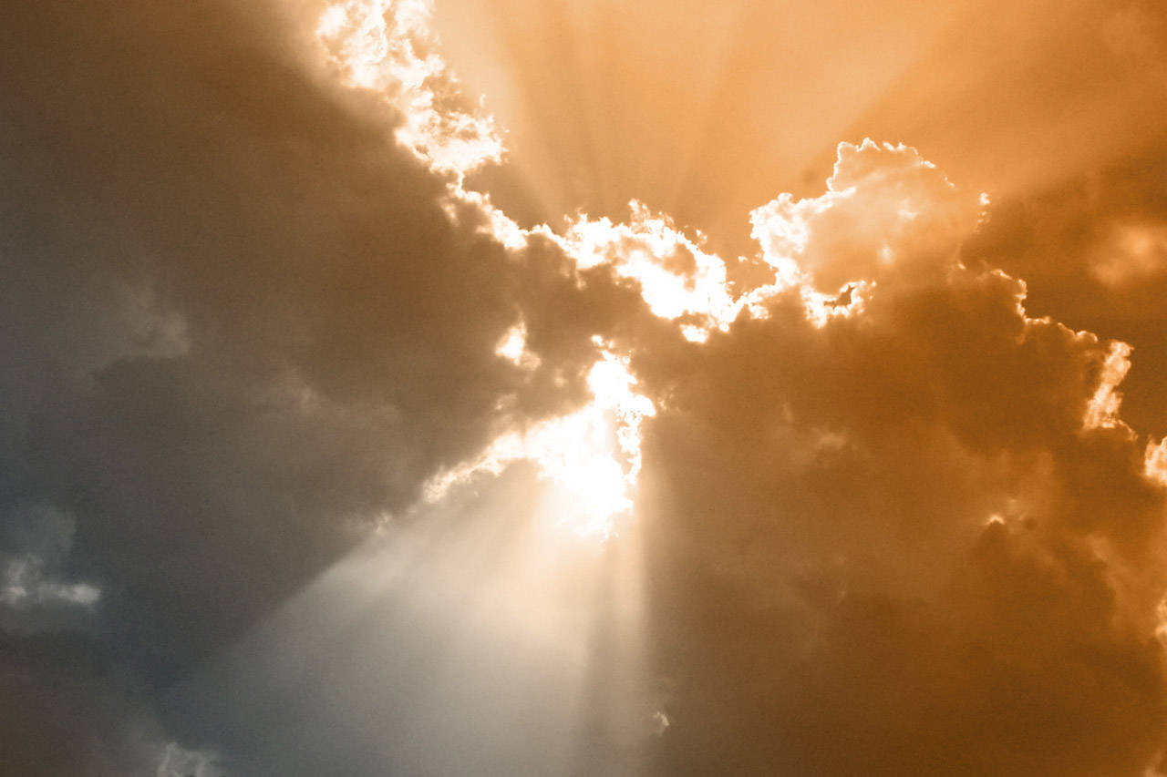 sun rays, funeral clouds, warm amber sky, HD Desktop Wallpaper