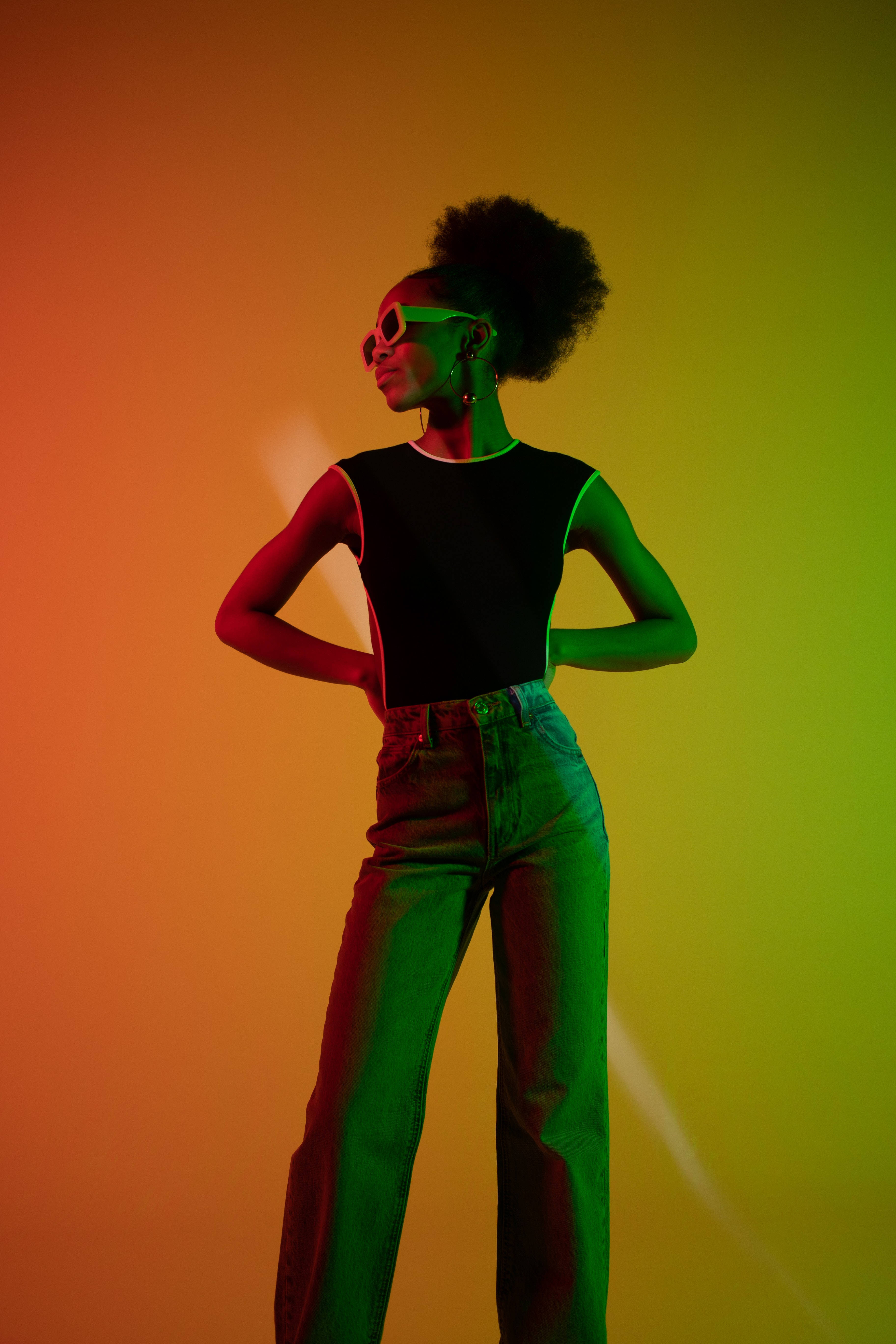 funky retro lady, afro hair, sunglasses, 5K Phone Wallpaper