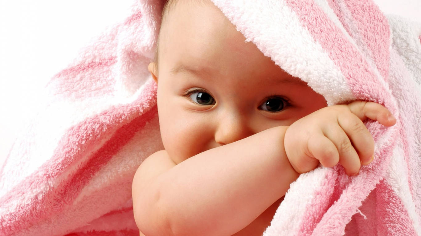 pink and white striped towel, baby, curious eyes, HD Desktop Wallpaper