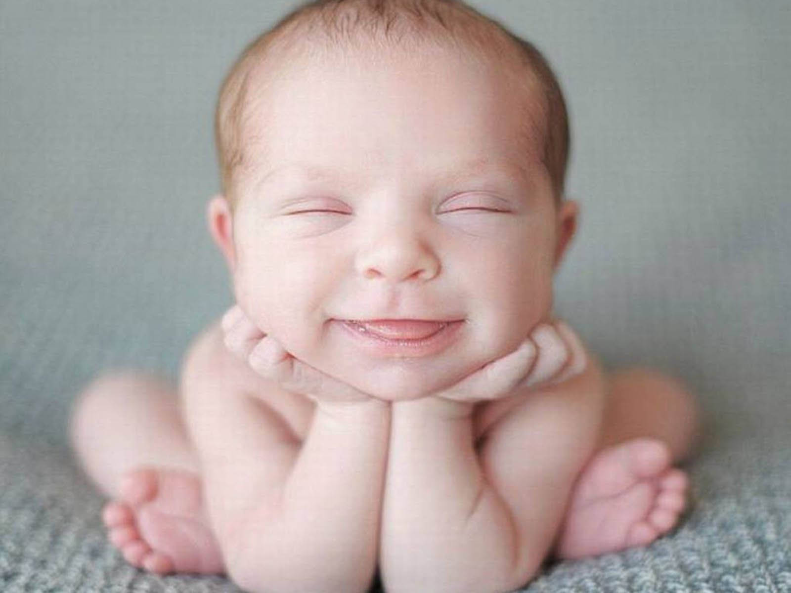 newborn baby, soft textured blanket, gentle smile, HD Desktop Wallpaper