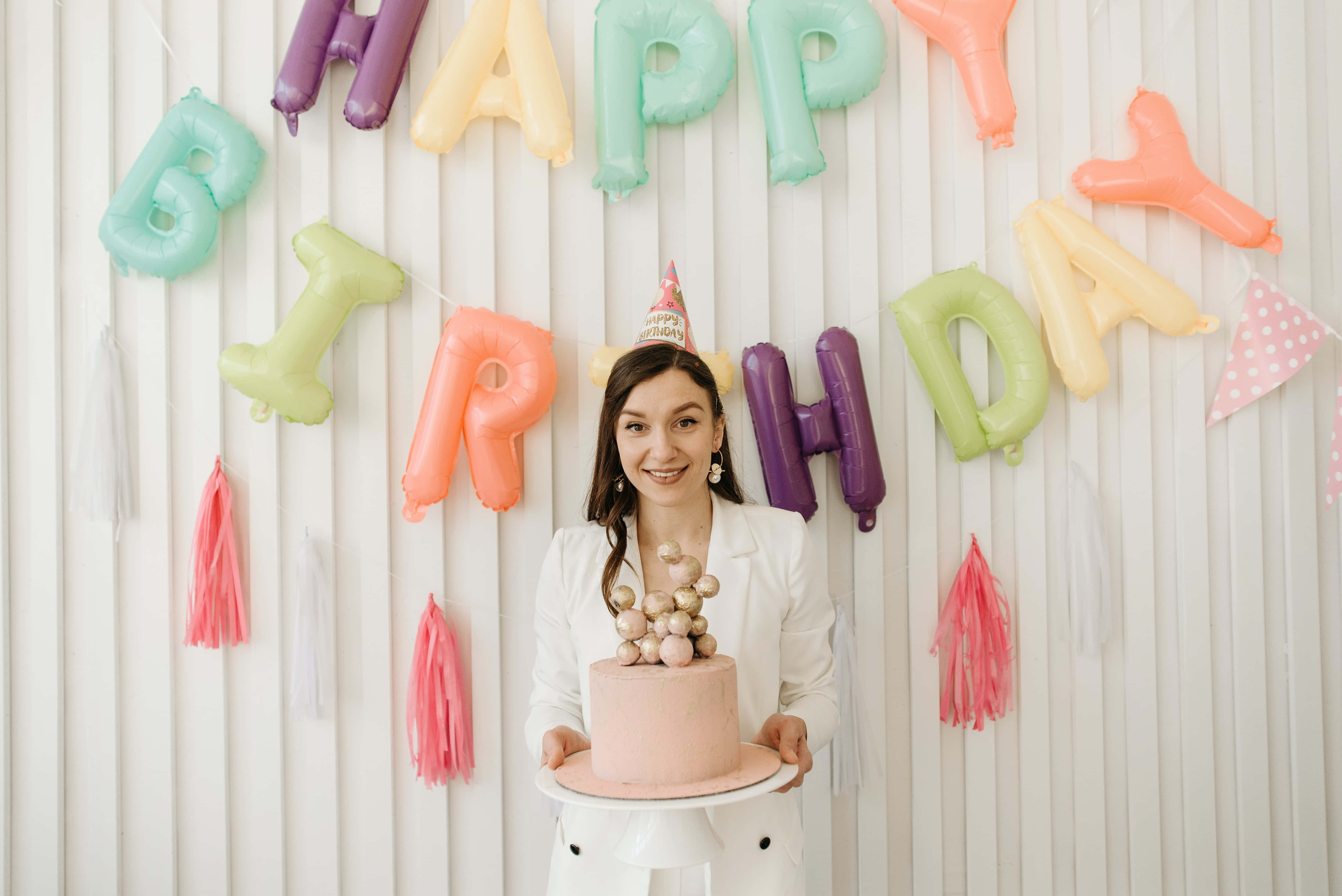 HAPPY BIRTHDAY, pink cake, colorful balloon letters, 4K Desktop Wallpaper