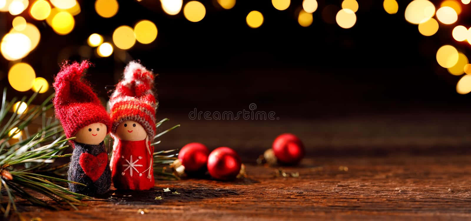 Funny Holiday Desktop, wooden Christmas figures, knit hats, HD Desktop Wallpaper