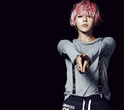G-dragon, vibrant pink hair, gray sweater, SD Desktop Wallpaper