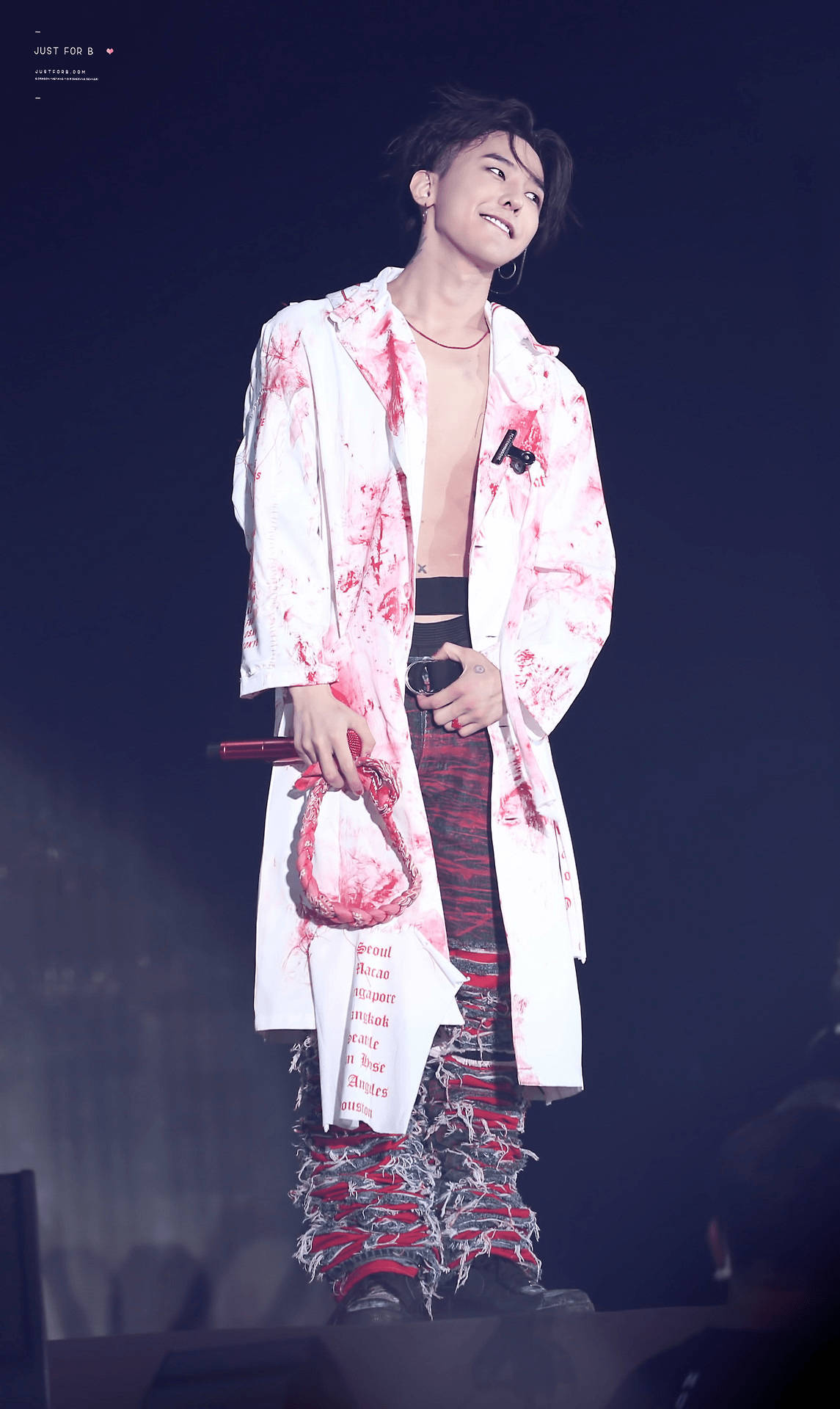 G-dragon, white coat, red paint, Full HD Phone Wallpaper