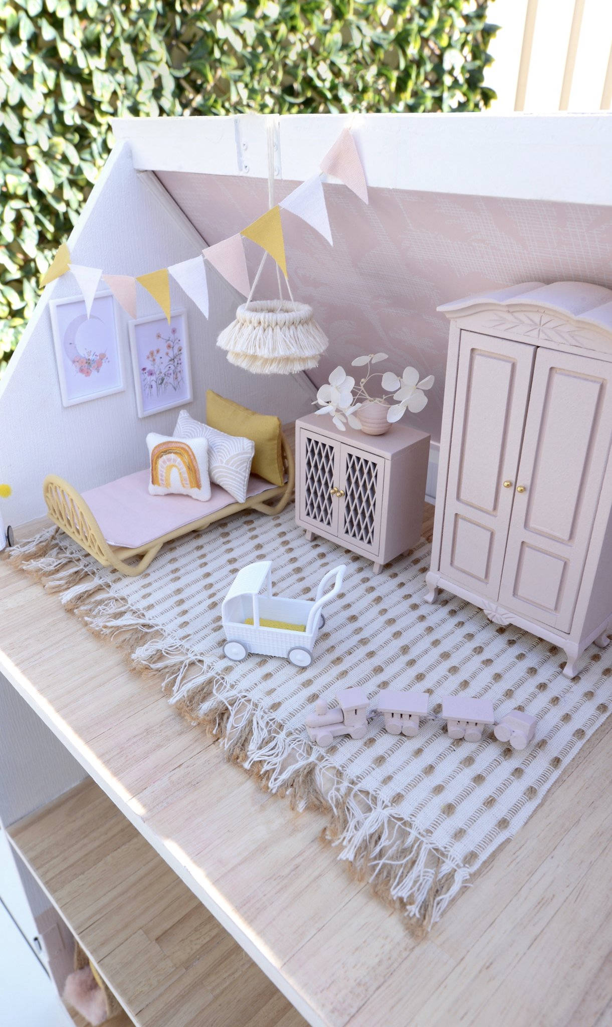 Dollhouse, bedroom, attic, Full HD Phone Wallpaper
