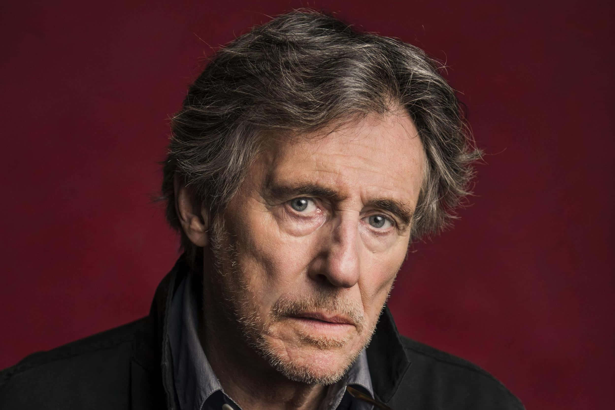 Gabriel Byrne, gray hair, intense blue eyes, Full HD Desktop Wallpaper