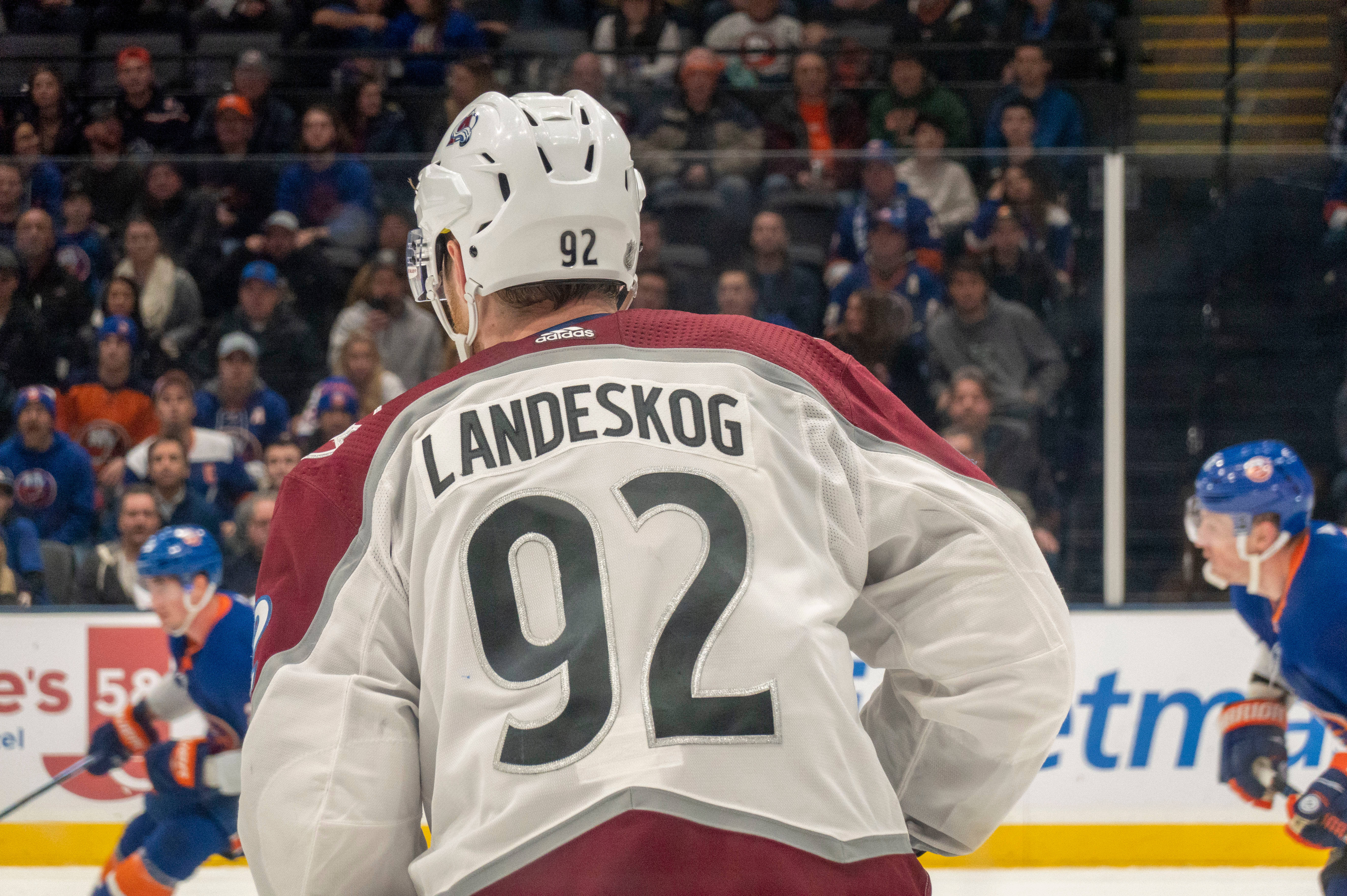 Gabriel Landeskog, jersey number 92, ice, 5K Desktop Wallpaper