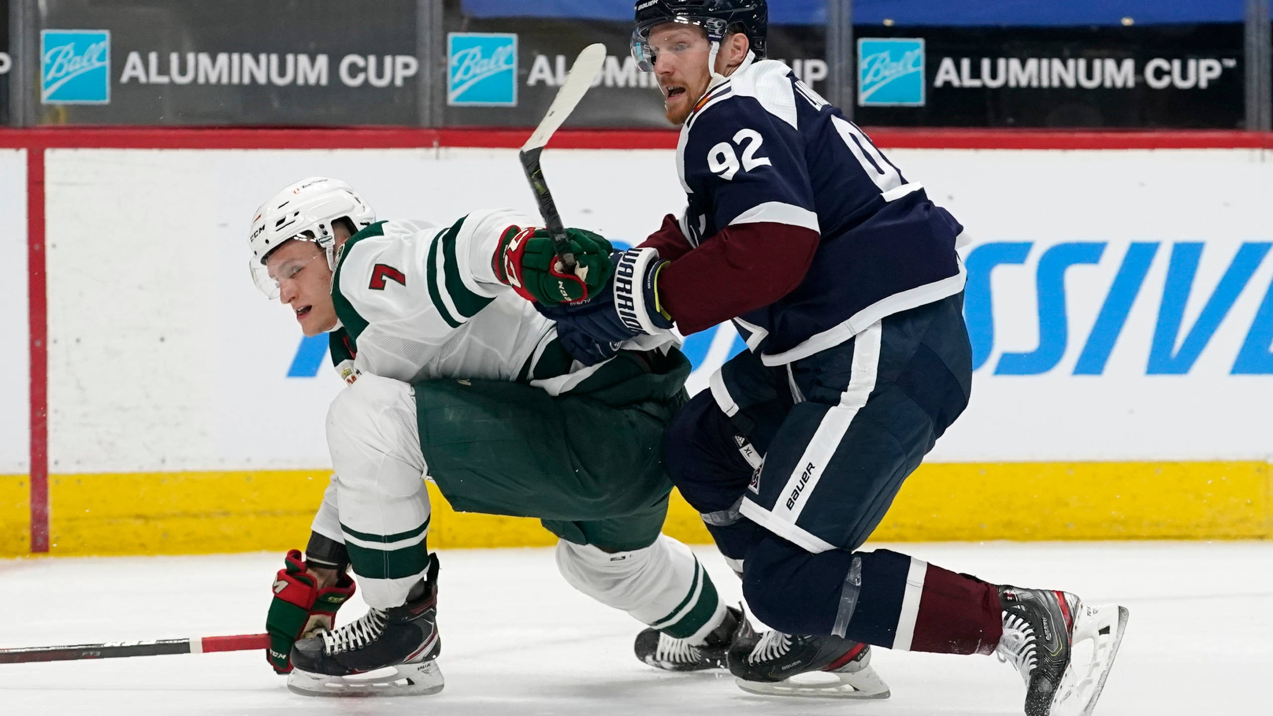 2021 Minnesota Wild vs Colorado Avalanche, Gabriel Landeskog, hockey players, 2K Desktop Wallpaper