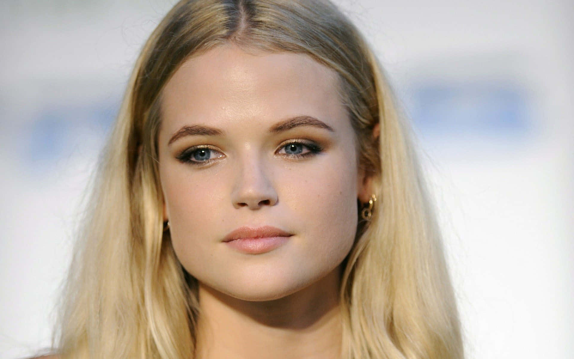 Gabriella Wilde, blonde woman, blue eyes, Full HD Desktop Wallpaper
