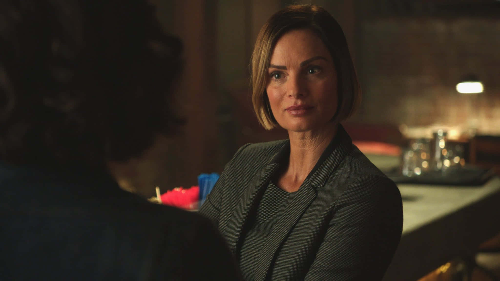 Gabrielle Anwar, dark blazer, dimly lit room, Full HD Desktop Wallpaper