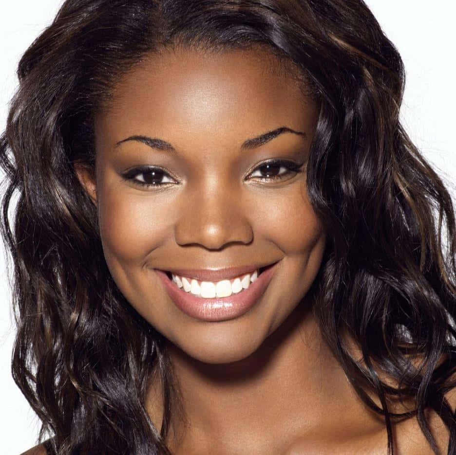 Gabrielle Union, black off-shoulder outfit, dark wavy hair, SD Desktop Wallpaper
