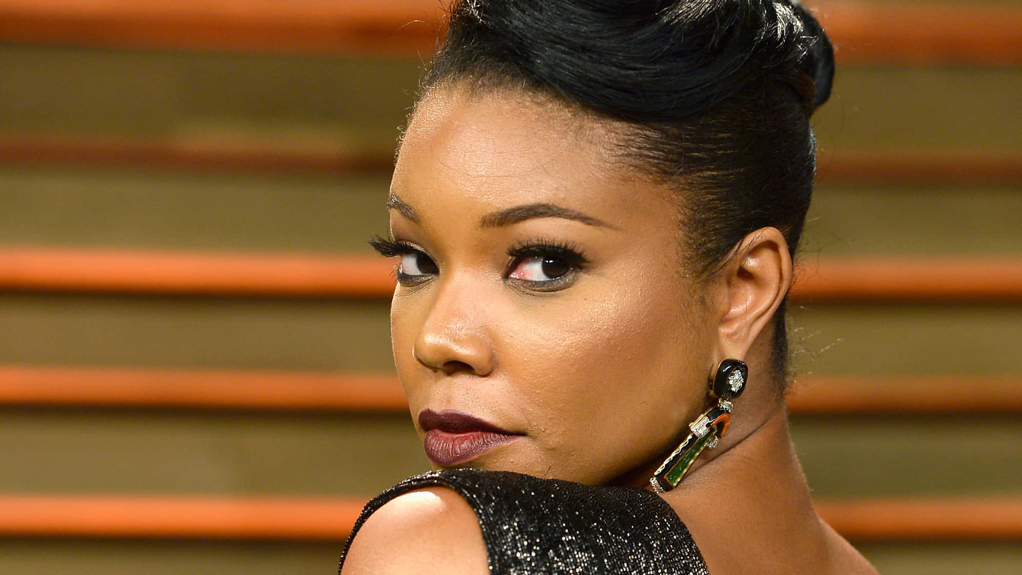 Gabrielle Union, 1994, stripped backdrop, Full HD Desktop Wallpaper