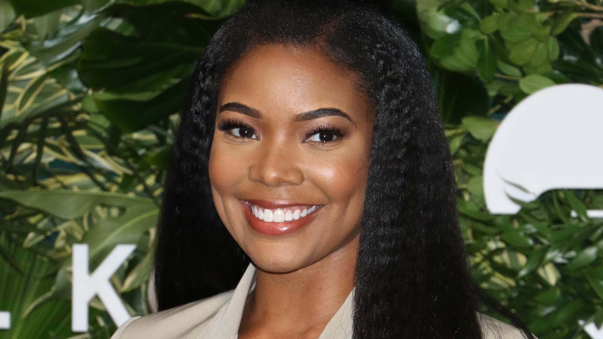 Gabrielle Union, vibrant photoshoot, long braided hair, Full HD Desktop Wallpaper