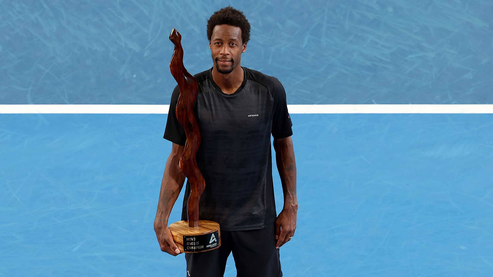 Gael Monfils, wooden trophy, blue court, Full HD Desktop Wallpaper