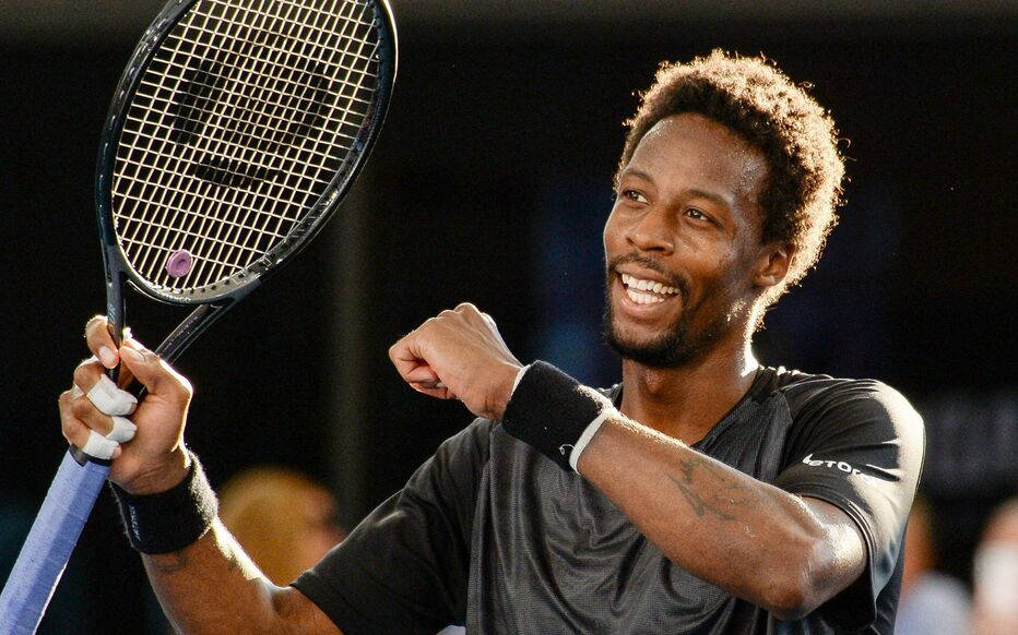 Gael Monfils, tennis player, raised racket, SD Desktop Wallpaper