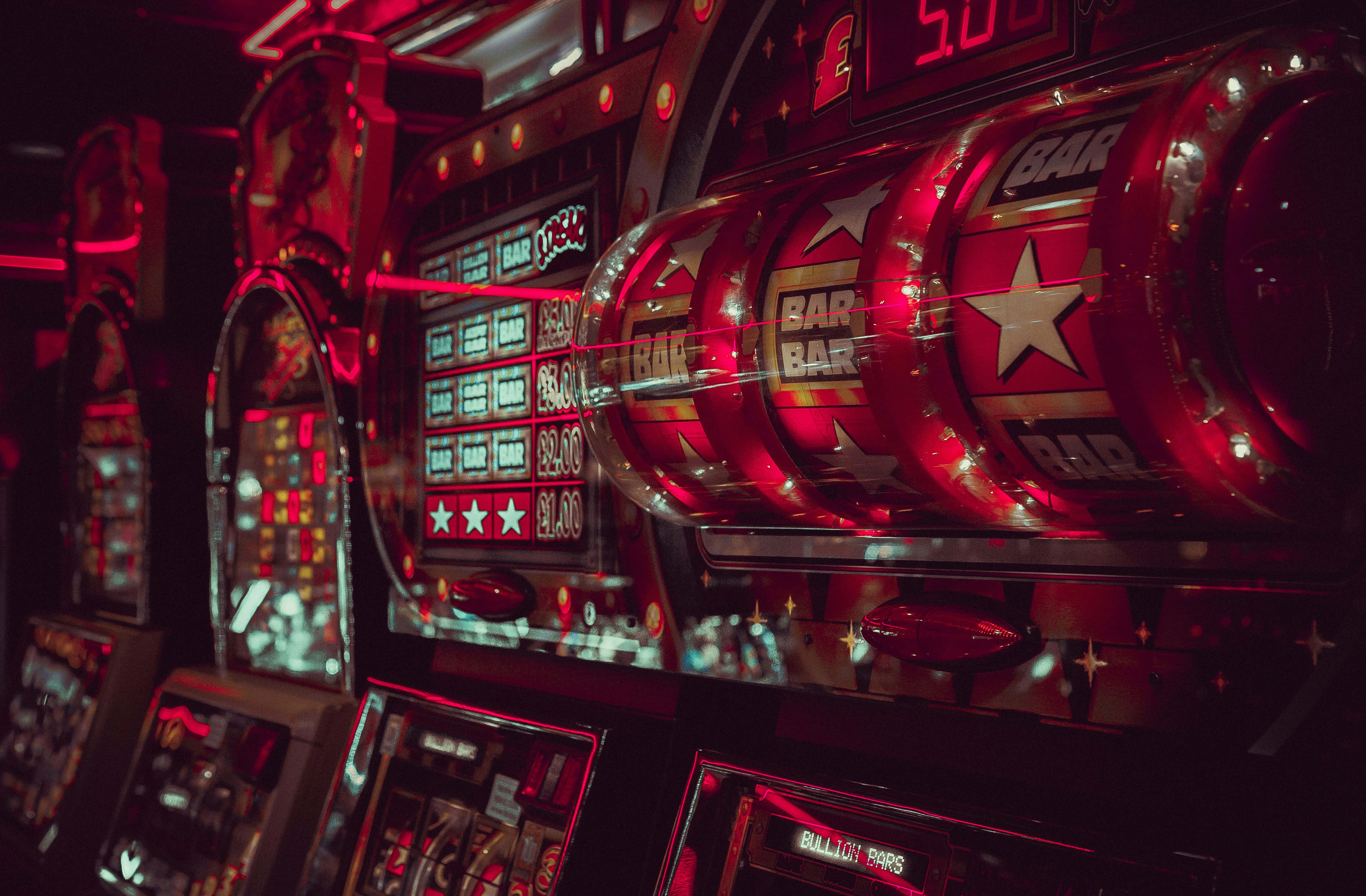 slot machine, casino, glowing red, 5K Desktop Wallpaper