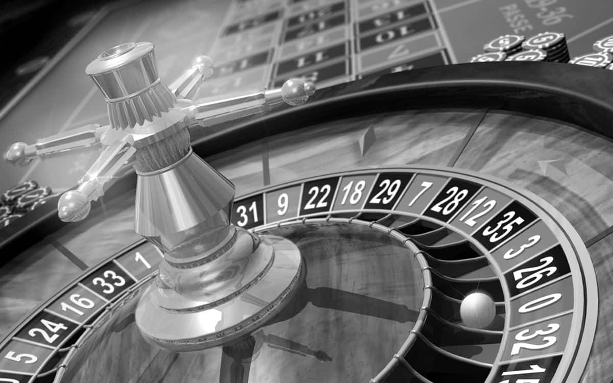 casino roulette wheel, numbered pocket, spinning mechanism, SD Desktop Wallpaper