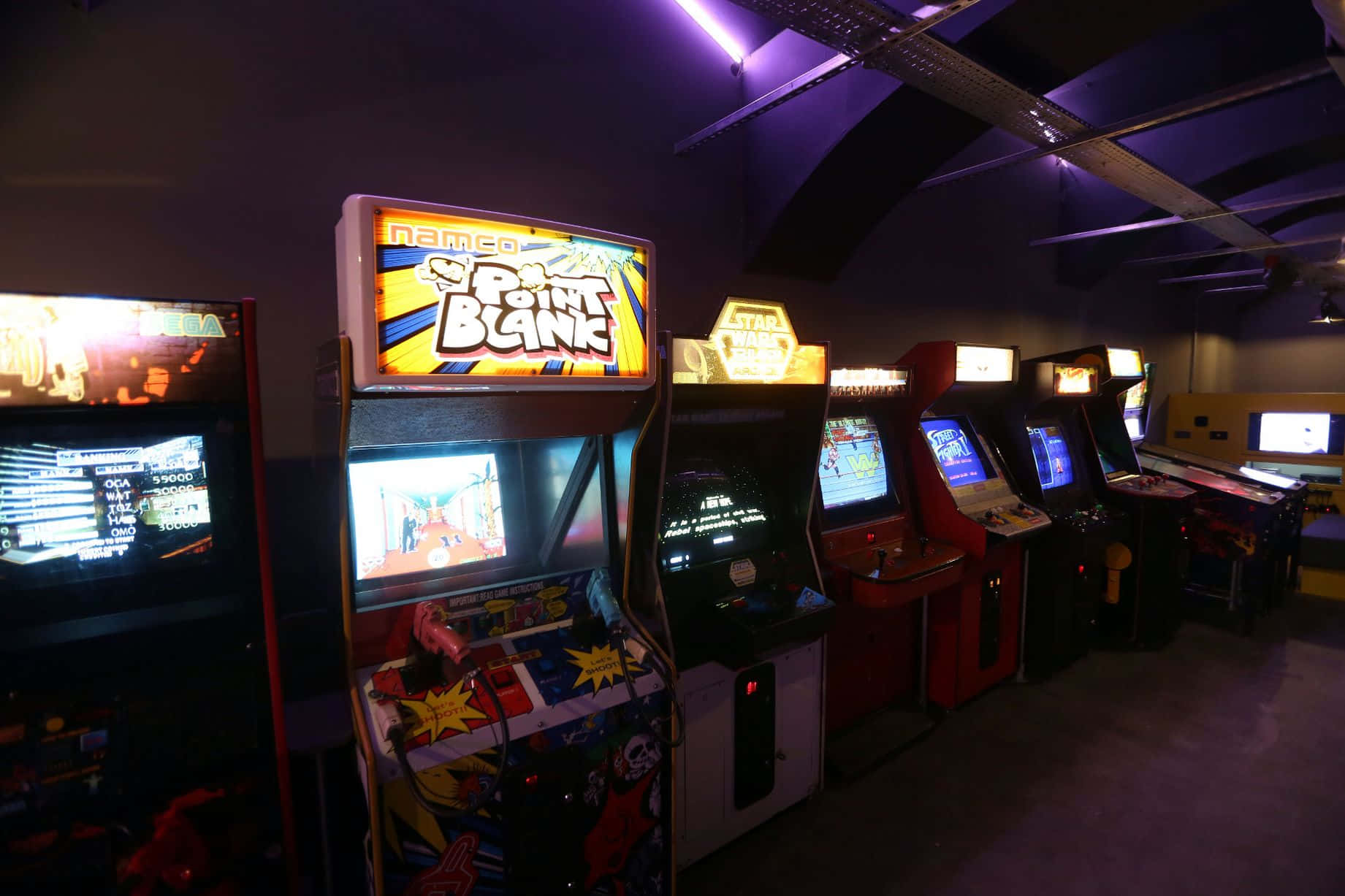 vintage arcade machines, purple lights, dimly lit retro gaming lounge, HD Desktop Wallpaper