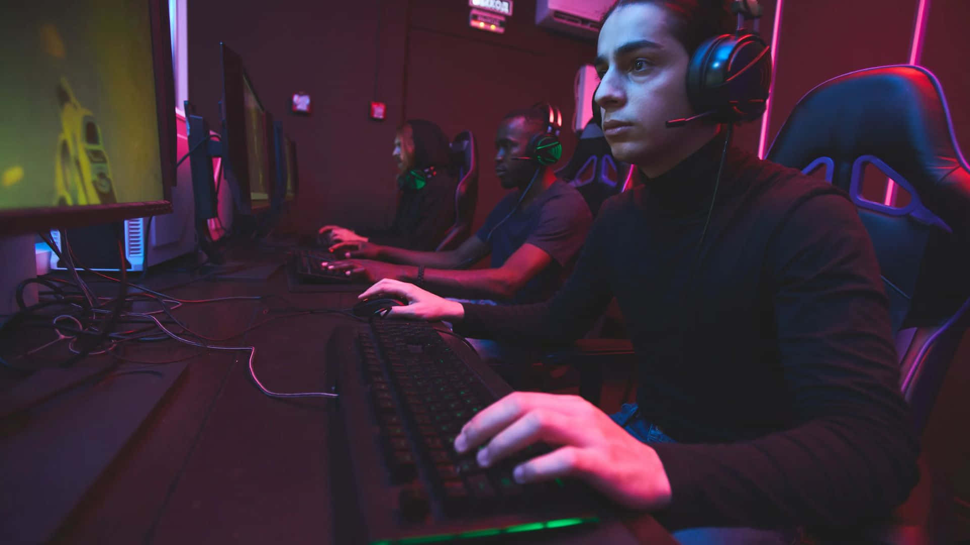gaming tournaments, Professional Gamers, High-Intensity Gaming Tournament, Full HD Desktop Wallpaper