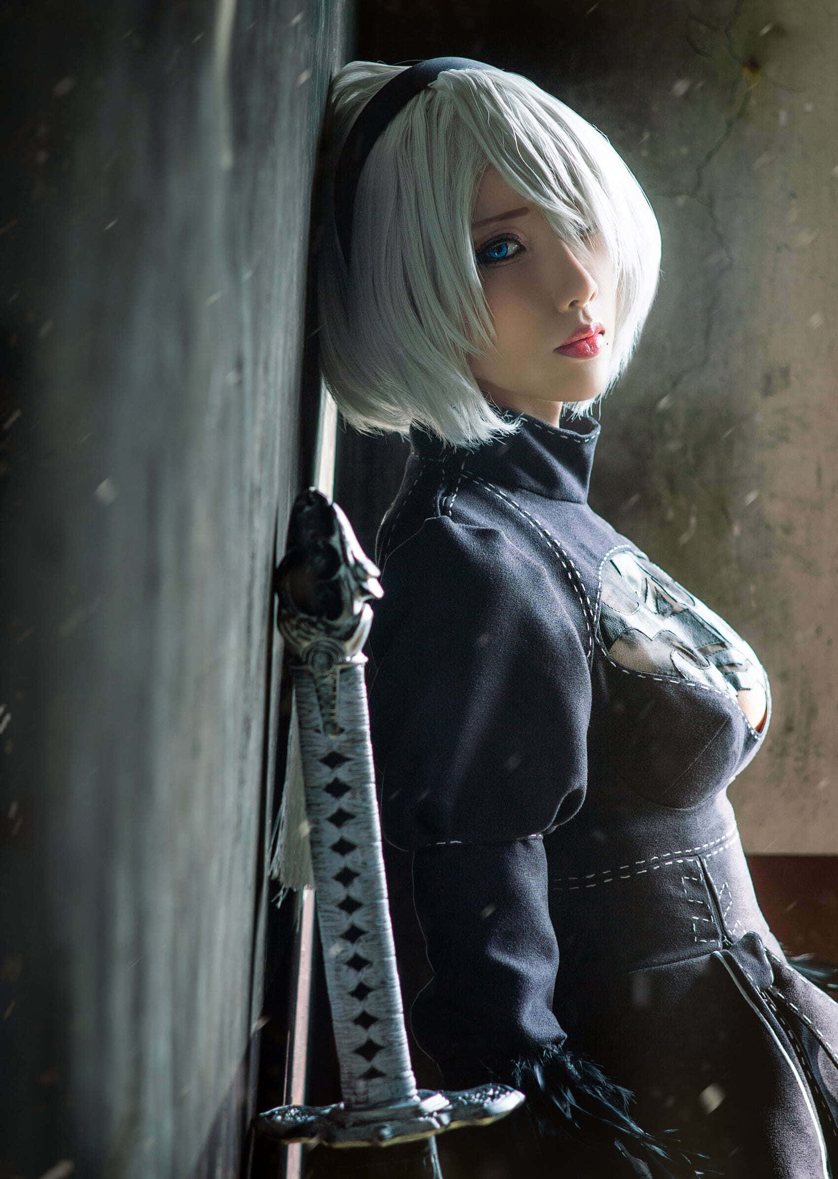Gaming Cosplay, silver bob hair, blue eyes, Full HD Phone Wallpaper