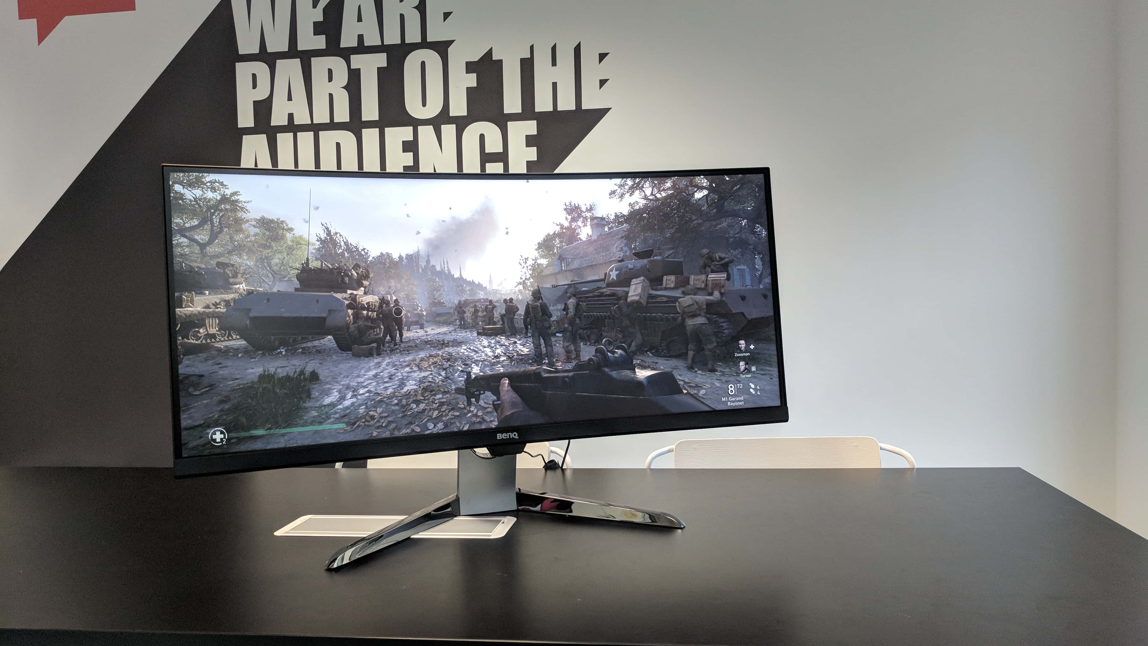4K Gaming Monitors, curved gaming monitor, gritty battlefield scene, 4K Desktop Wallpaper