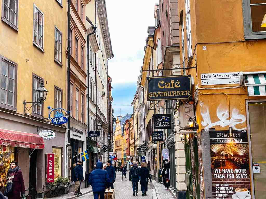 Gamla Stan, market stores, colorful historic buildings, SD Desktop Wallpaper